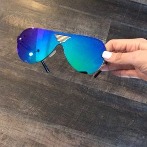 Mirror sunglasses 😎